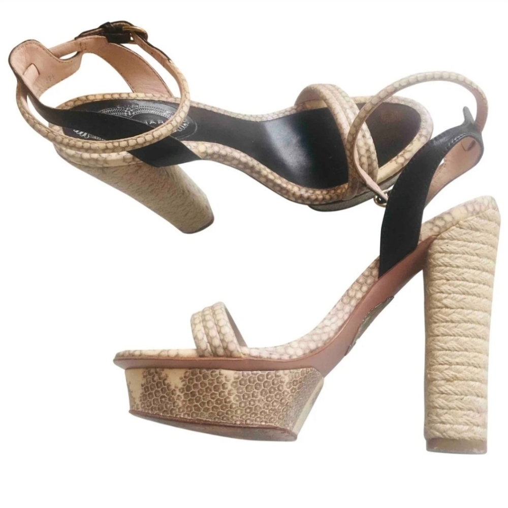 Elie Tahari heels‎ #194